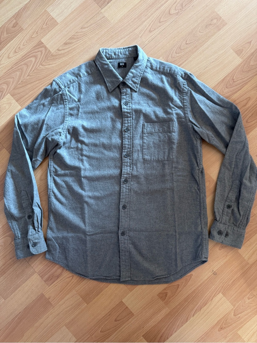 UNIQLO Casual Button Down